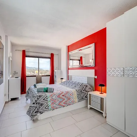 14th Floor Sea View *